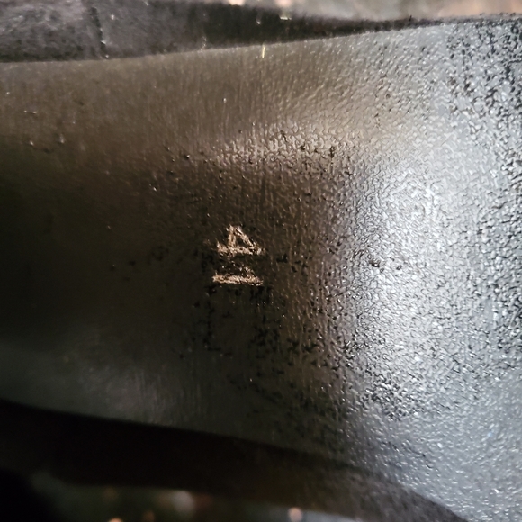 Black booties with western cut design - Picture 5 of 5